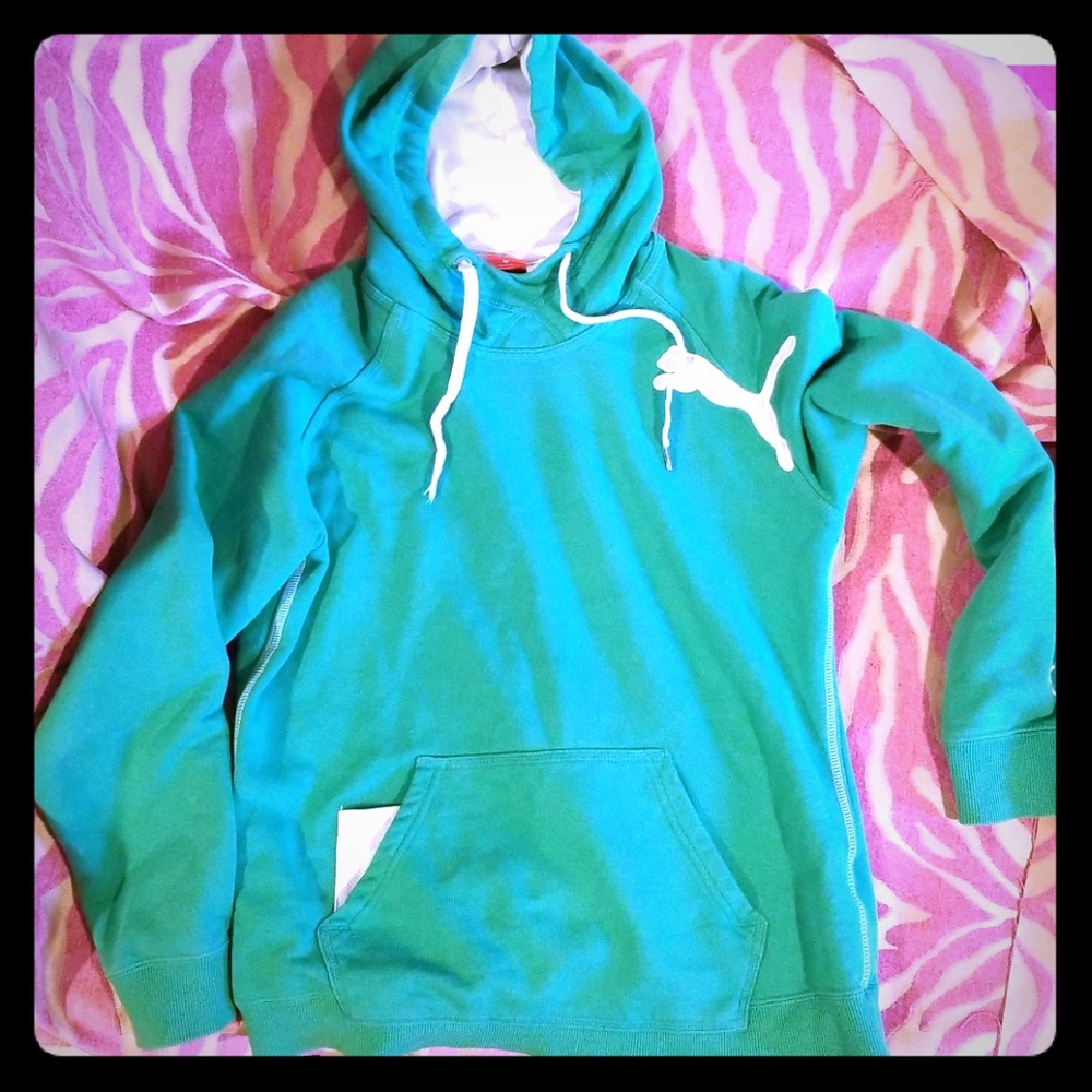 Puma pull over hoodie